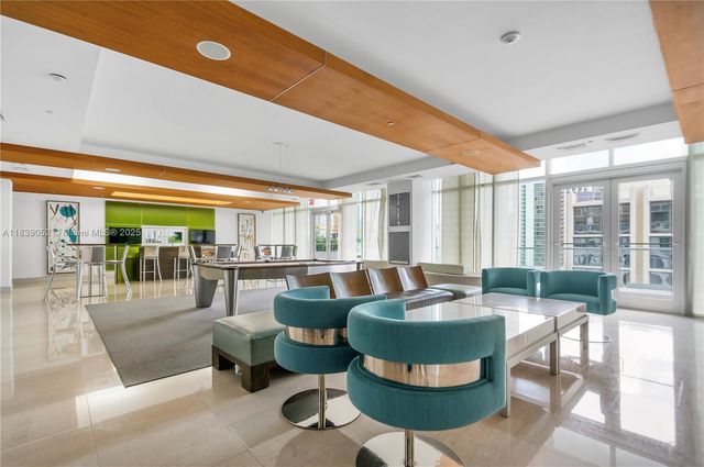 500 Brickell Ave 2501, Miami, FL 33131