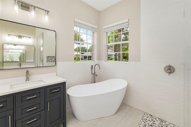 1111 BRAMBLING COURT, Bradenton, FL 34212