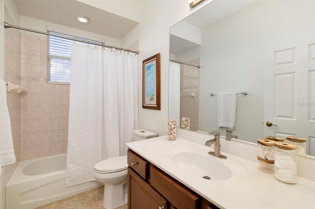 1111 BRAMBLING COURT, Bradenton, FL 34212
