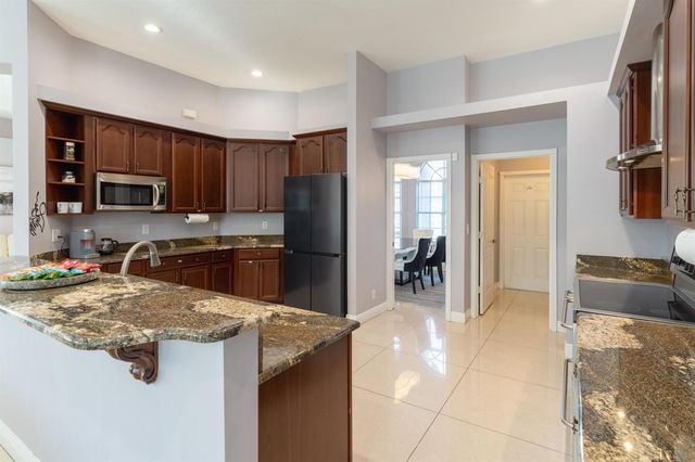 6138 NW Ginger Lane, Port St. Lucie, FL 34986