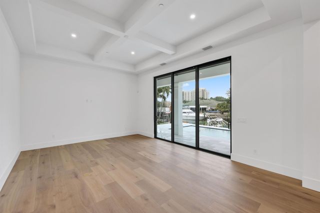 1211 Gulfstream Way, Singer Island, FL 33404
