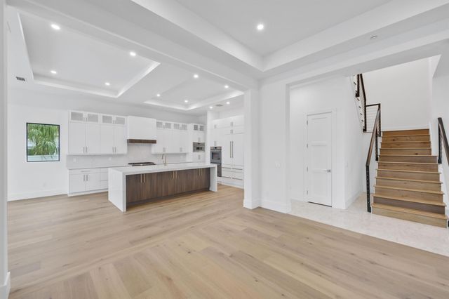 1211 Gulfstream Way, Singer Island, FL 33404