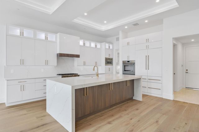 1211 Gulfstream Way, Singer Island, FL 33404