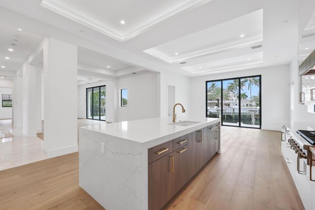 1211 Gulfstream Way, Singer Island, FL 33404