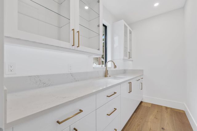 1211 Gulfstream Way, Singer Island, FL 33404
