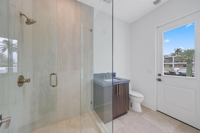 1211 Gulfstream Way, Singer Island, FL 33404