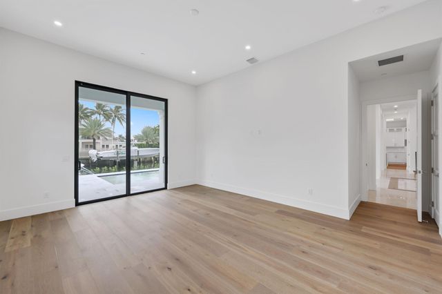 1211 Gulfstream Way, Singer Island, FL 33404