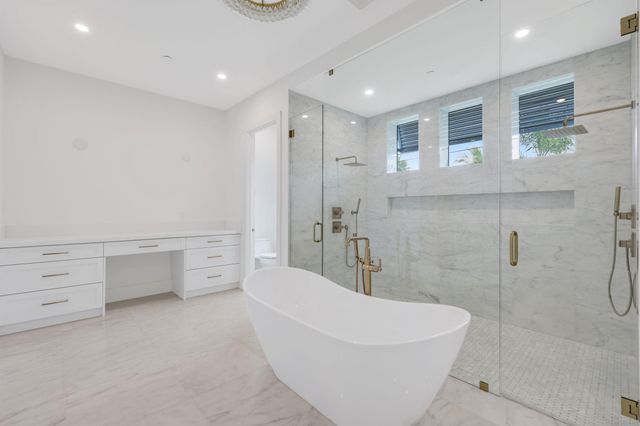 1211 Gulfstream Way, Singer Island, FL 33404