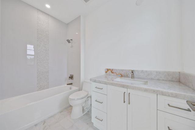 1211 Gulfstream Way, Singer Island, FL 33404