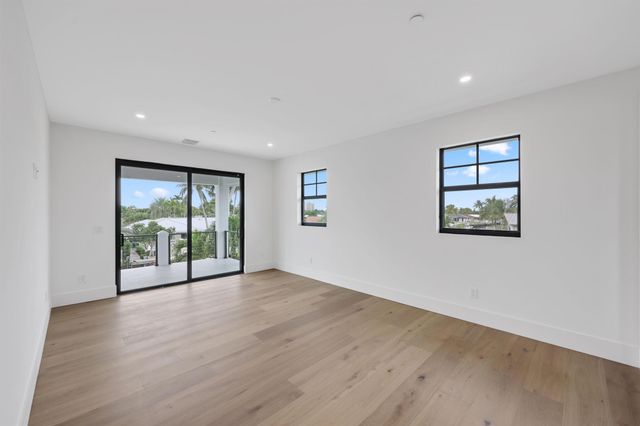 1211 Gulfstream Way, Singer Island, FL 33404