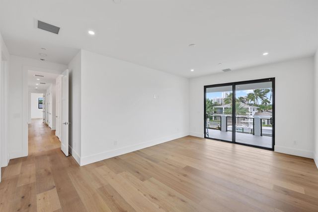 1211 Gulfstream Way, Singer Island, FL 33404