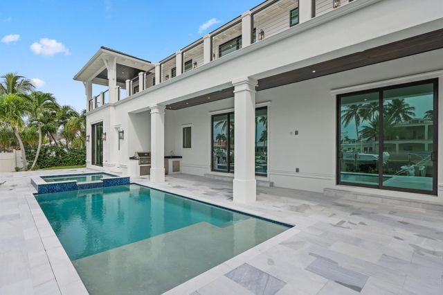 1211 Gulfstream Way, Singer Island, FL 33404