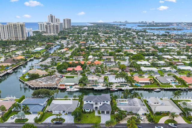 1211 Gulfstream Way, Singer Island, FL 33404