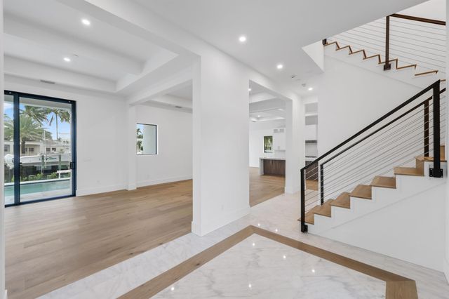 1211 Gulfstream Way, Singer Island, FL 33404