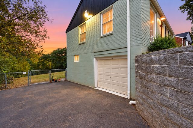 335 Tamworth Dr, Nashville, TN 37214