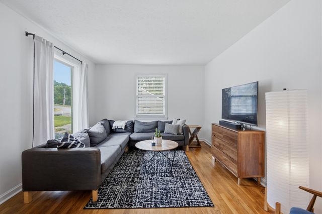 335 Tamworth Dr, Nashville, TN 37214