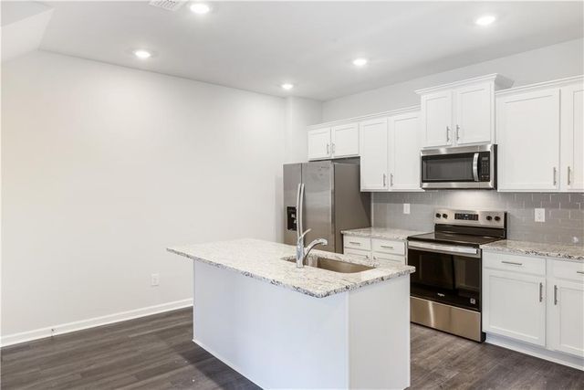 401 Whitehorse Way 42, Conyers, GA 30094