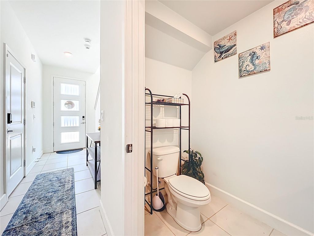 Image 19 of property listing at 1371 CAPTIVA COVE, Sanford, FL 32771