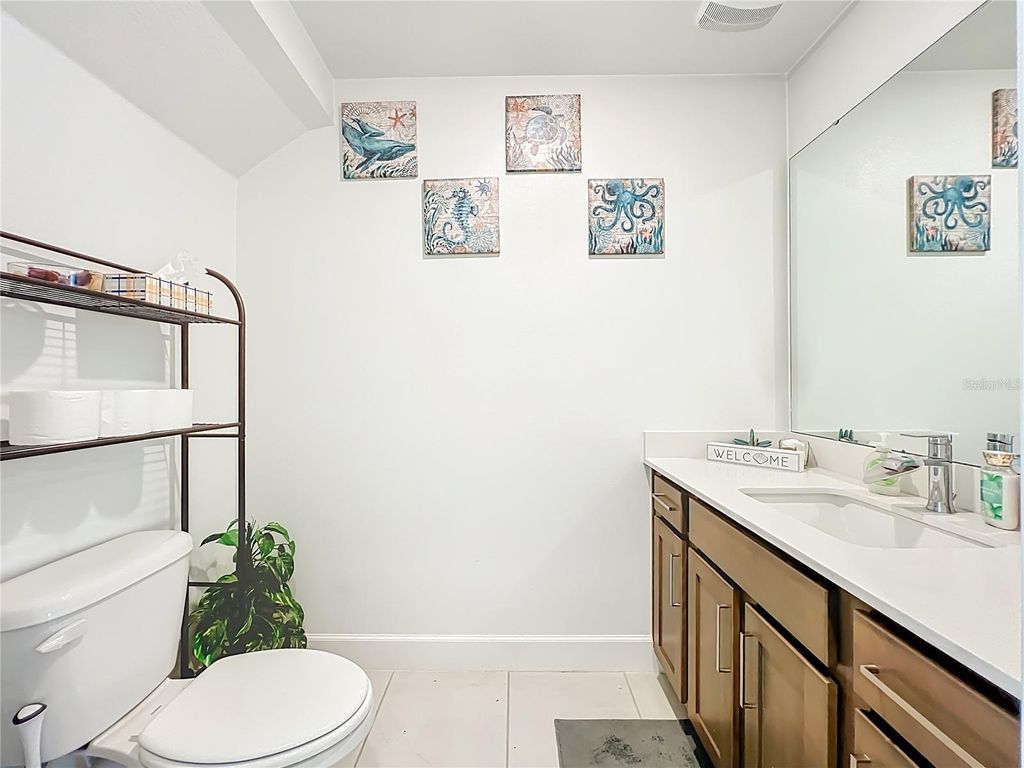 Image 21 of property listing at 1371 CAPTIVA COVE, Sanford, FL 32771