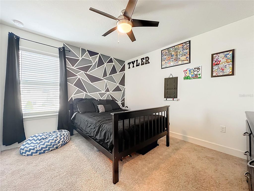 Image 32 of property listing at 1371 CAPTIVA COVE, Sanford, FL 32771