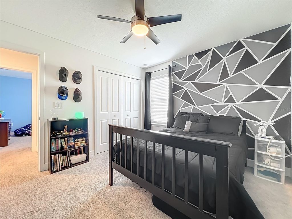 Image 33 of property listing at 1371 CAPTIVA COVE, Sanford, FL 32771