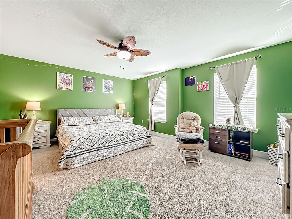 Image 38 of property listing at 1371 CAPTIVA COVE, Sanford, FL 32771