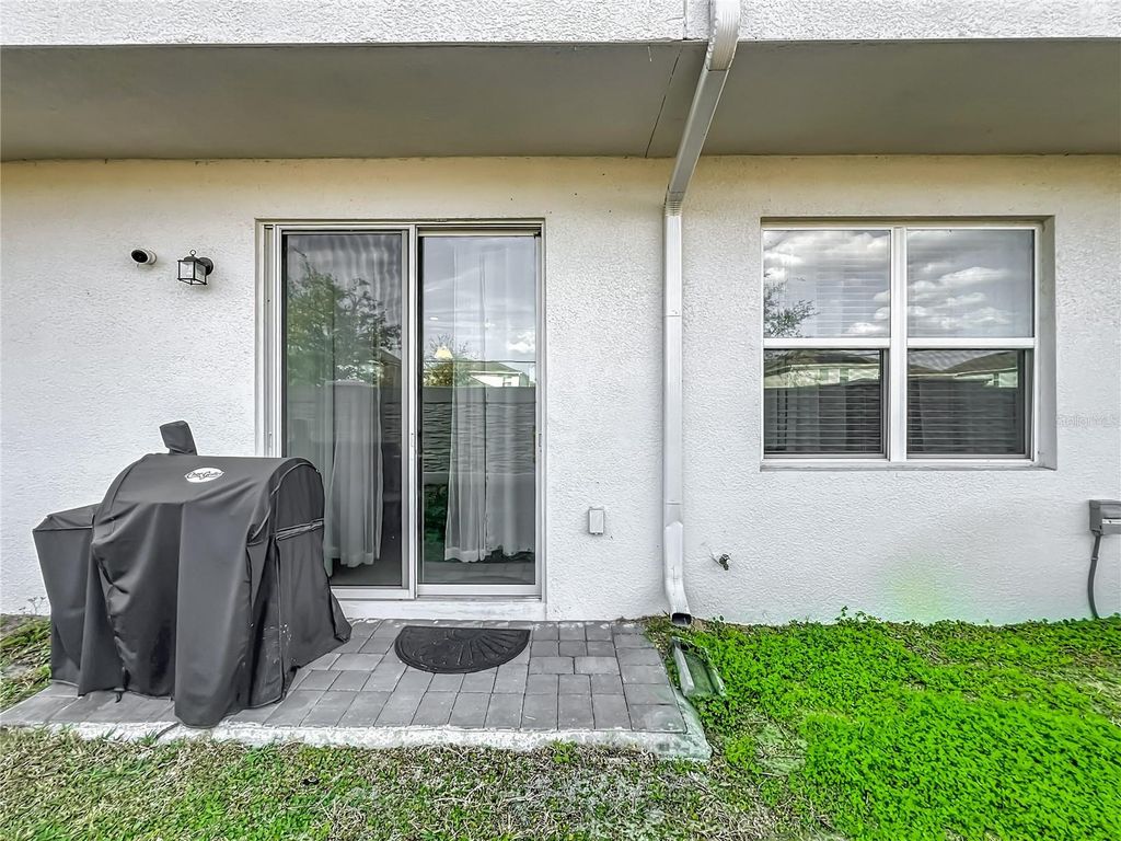 Image 48 of property listing at 1371 CAPTIVA COVE, Sanford, FL 32771