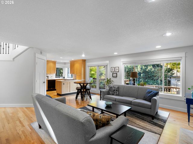 21247 Sw TETON Ave, Tualatin, OR 97062