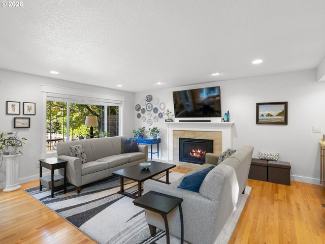 21247 Sw TETON Ave, Tualatin, OR 97062