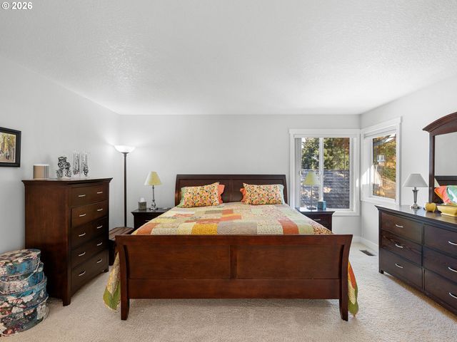 21247 Sw TETON Ave, Tualatin, OR 97062