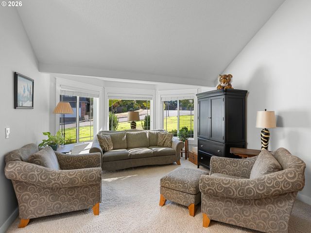 21247 Sw TETON Ave, Tualatin, OR 97062