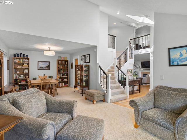 21247 Sw TETON Ave, Tualatin, OR 97062