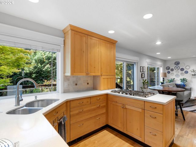 21247 Sw TETON Ave, Tualatin, OR 97062
