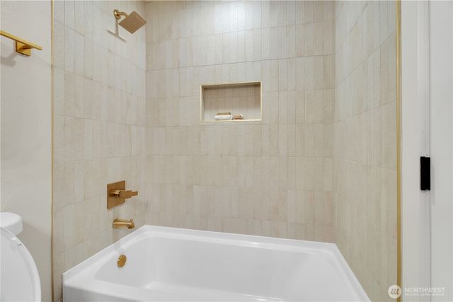 8614 158th Street Ct E, Puyallup, WA 98375