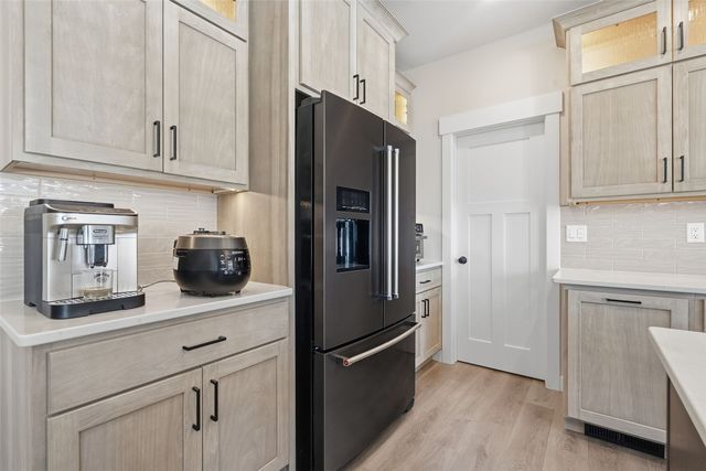 344 Worthington Court, Hiawatha, IA 52233