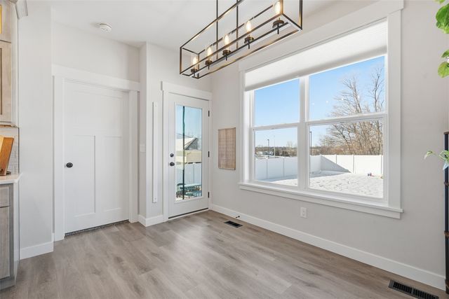 344 Worthington Court, Hiawatha, IA 52233