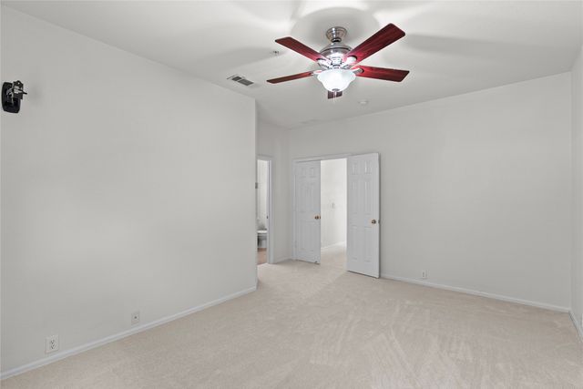 565 Legends Drive, Lewisville, TX 75057
