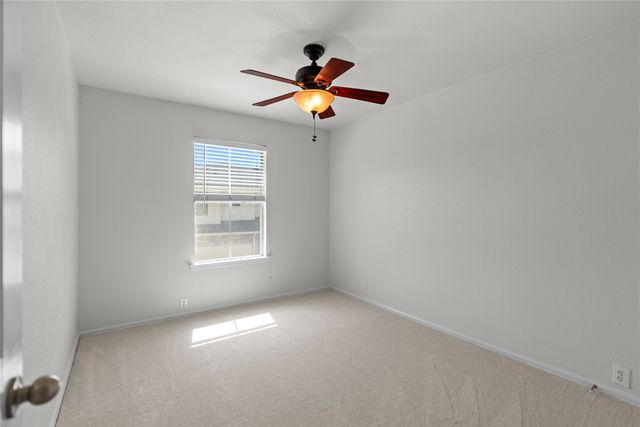 565 Legends Drive, Lewisville, TX 75057