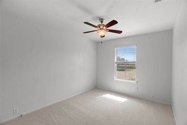 565 Legends Drive, Lewisville, TX 75057