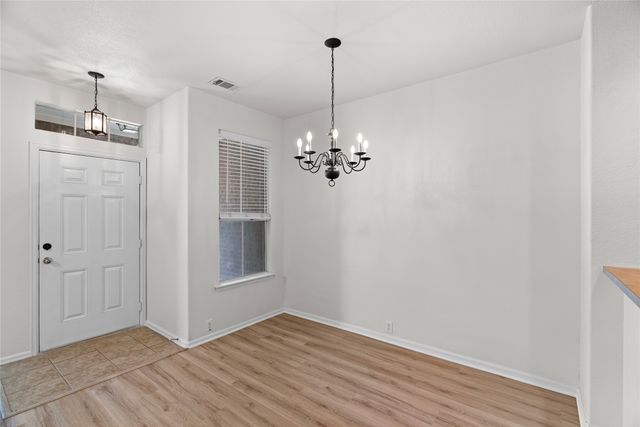 565 Legends Drive, Lewisville, TX 75057