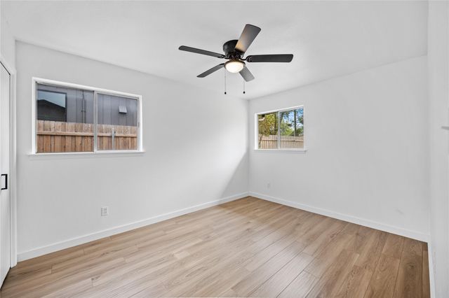 2207 Southern Oaks DR, Austin, TX 78745