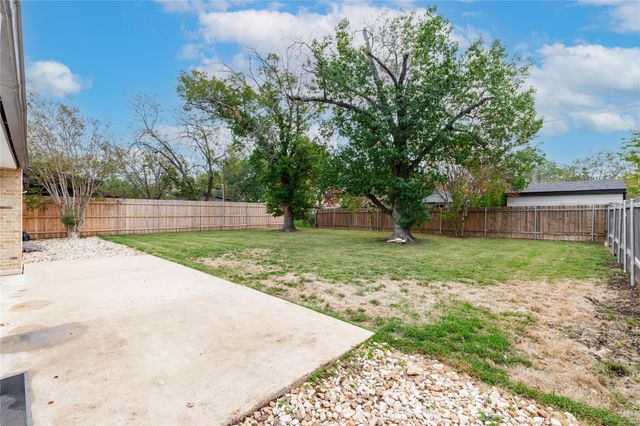 2207 Southern Oaks DR, Austin, TX 78745