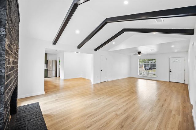 2207 Southern Oaks DR, Austin, TX 78745