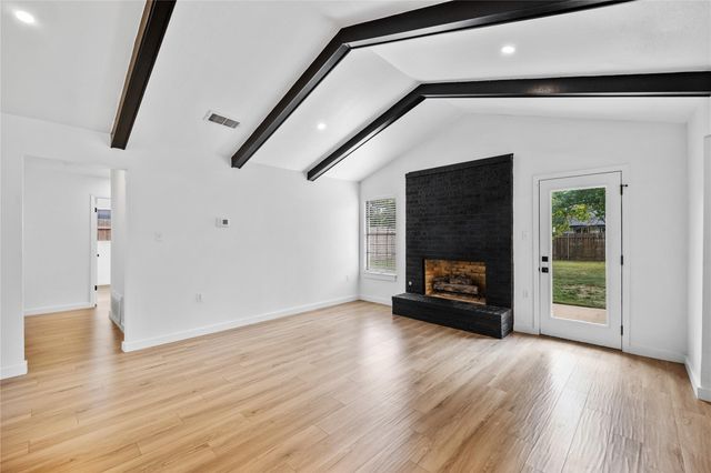 2207 Southern Oaks DR, Austin, TX 78745