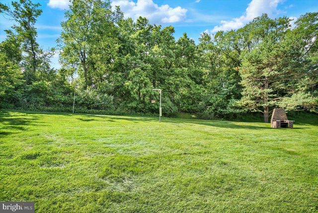 716 TAMARACK TRL, Reading, PA 19607