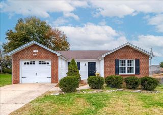 22 White Water Court, Frankfort, KY 40601