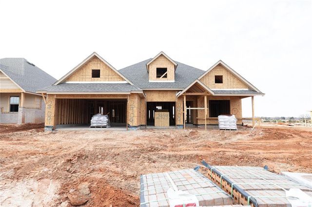 2909 Crossover Court, Moore, OK 73160