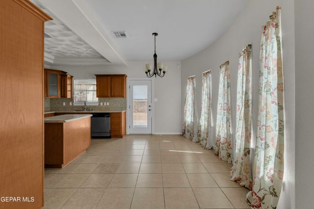 3260 MAPLE POINT Drive, El Paso, TX 79938