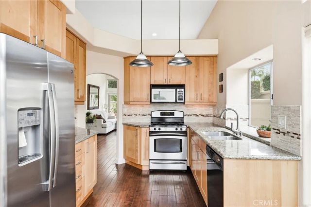 4 Alsace, Laguna Niguel, CA 92677