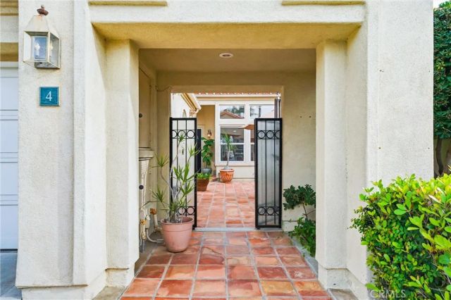 4 Alsace, Laguna Niguel, CA 92677